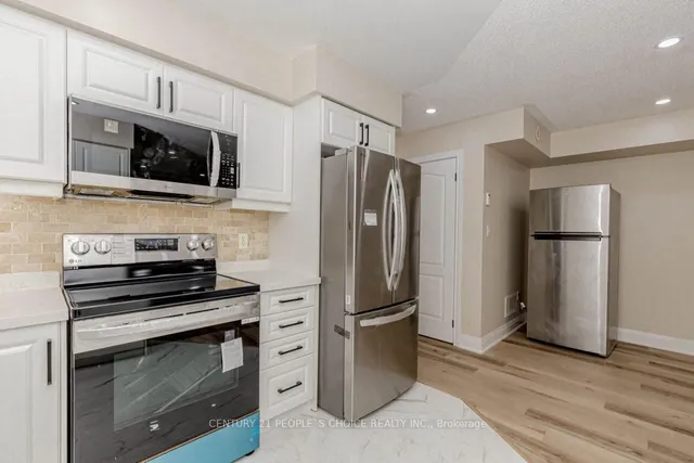 Additional image 27 of 47 Hays Blvd Unit 25