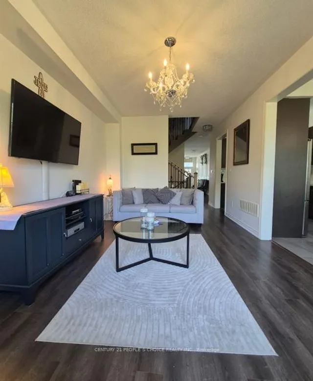 Additional image 17 of 71 Riverwalk Dr