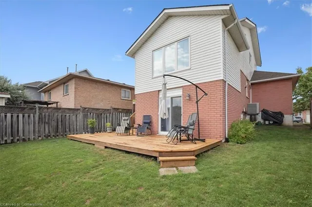 Additional image 26 of 540 Rexford Dr