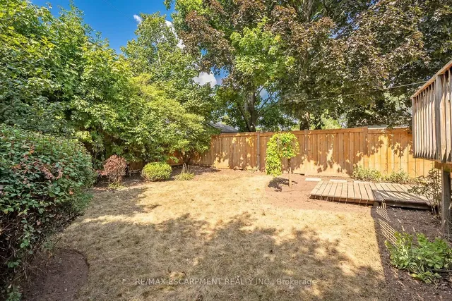 Additional image 37 of 652 Ardleigh Cres