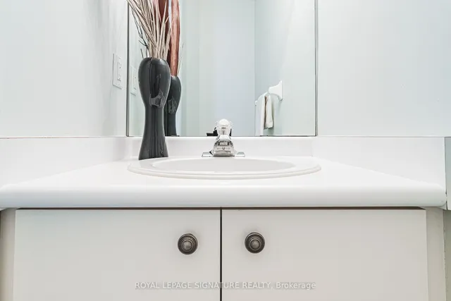 Additional image 18 of 819 Upper Paradise Rd Unit 11