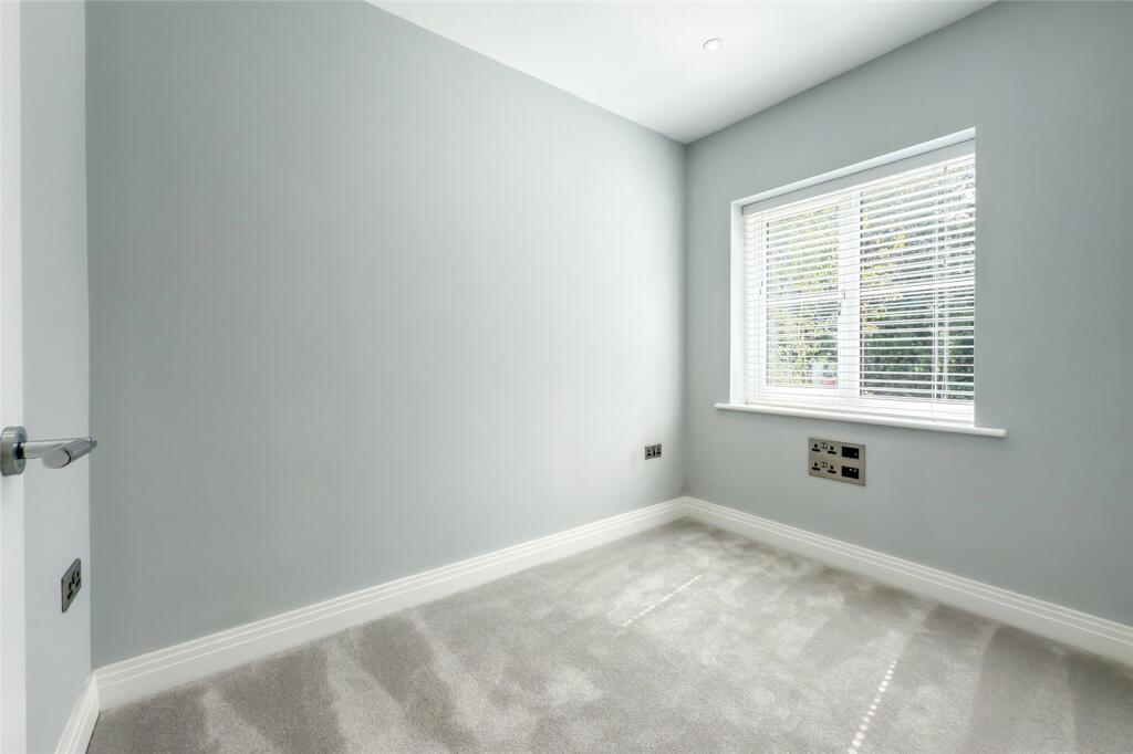 Additional image 5 of Oaklands Lane, Smallford, St. Albans, Hertfordshire, AL4