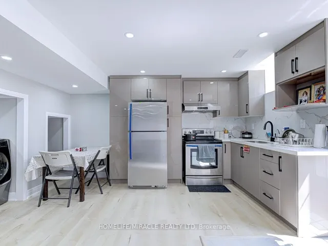 Additional image 38 of 8 Jenwood Cres