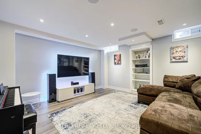 Additional image 35 of 29 Teal Crest Circ