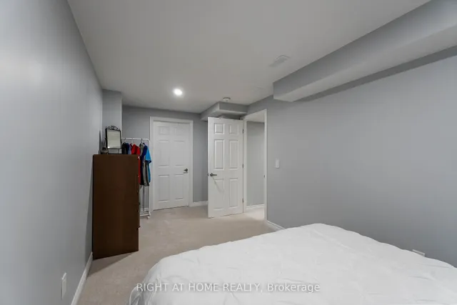 Additional image 42 of 28 Lynch Cres