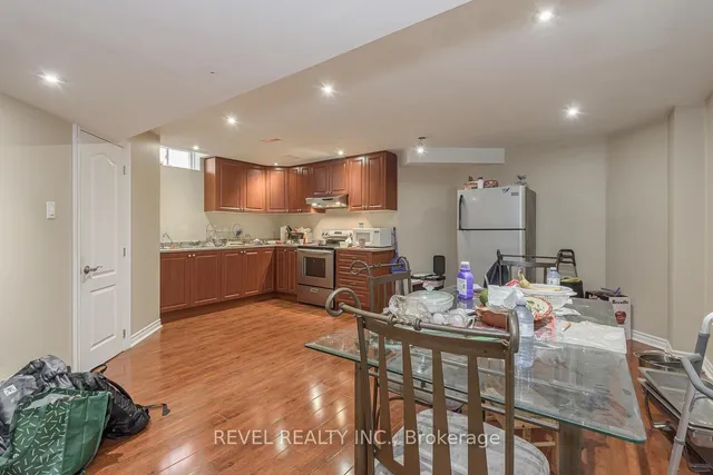 Additional image 37 of 56 Redwillow Rd