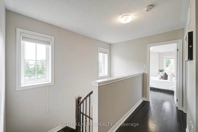 Additional image 33 of 1 Cedar Lake Cres