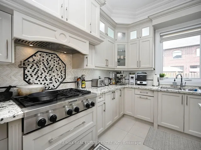 Additional image 47 of 2459 Nichols Dr