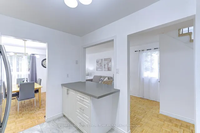 Additional image 19 of 90 Dawson Cres Unit 90