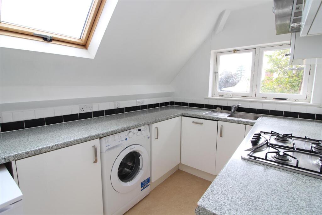 Additional image 12 of Avenue Road, St Albans