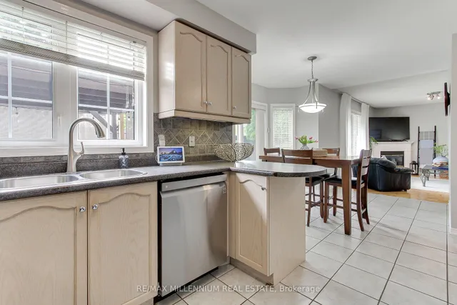 Additional image 14 of 60 Mainard Cres