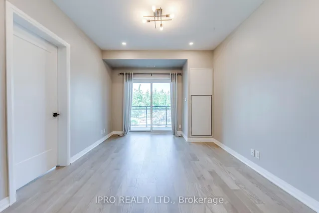 Additional image 14 of 128 GROVEWOOD Common Unit 205