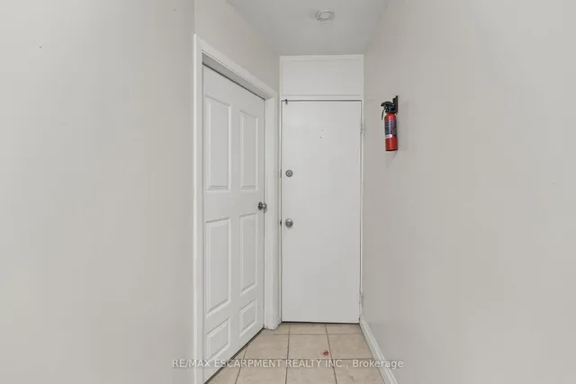 Additional image 6 of 48 Locke St