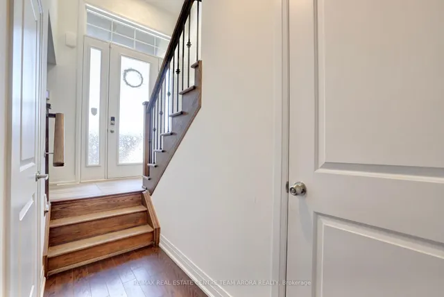 Additional image 4 of 2171 Royal Gala Circ