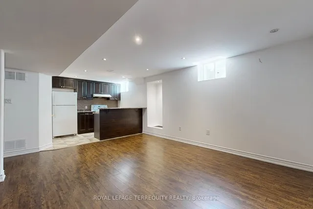 Additional image 34 of 6 Verona Dr