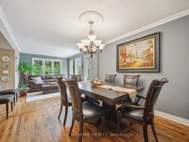 Additional image 16 of 18 Claypine Tr