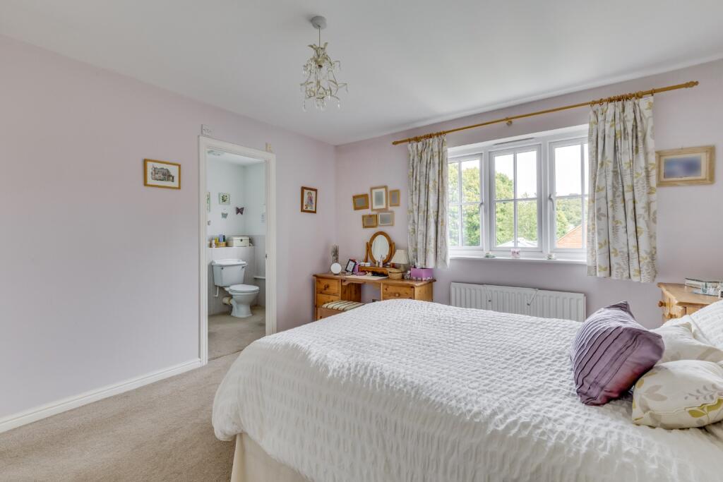 Additional image 27 of Welwyn Hall Gardens, Welwyn, Hertfordshire, AL6 9LF