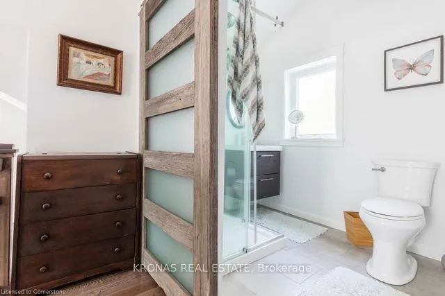 Additional image 23 of 241 Charlton Ave