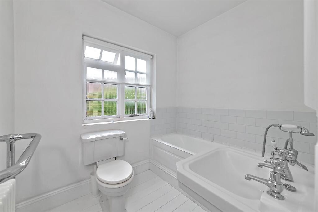 Additional image 14 of Catherine Street, St. Albans