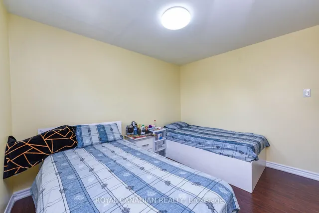 Additional image 30 of 21 Juniper Cres