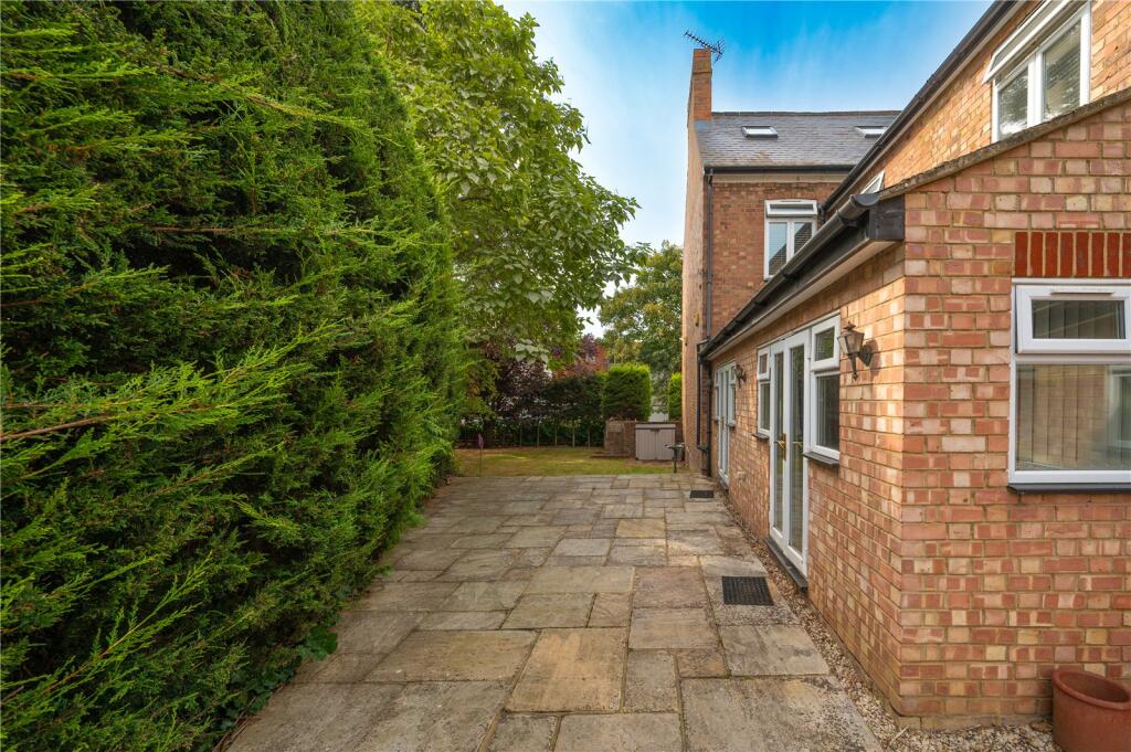 Additional image 27 of Alma Road, St. Albans, Hertfordshire