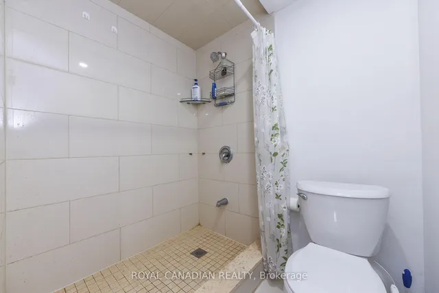 Additional image 40 of 21 Juniper Cres