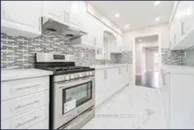 Additional image 8 of 150 Weybridge Tr