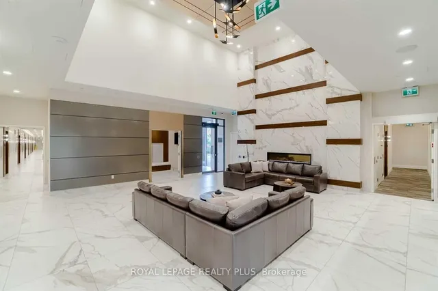 Additional image 5 of 1050 Main St Unit 208