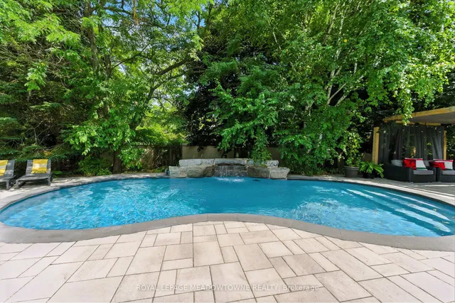 Additional image 45 of 18 Vanstraalen St