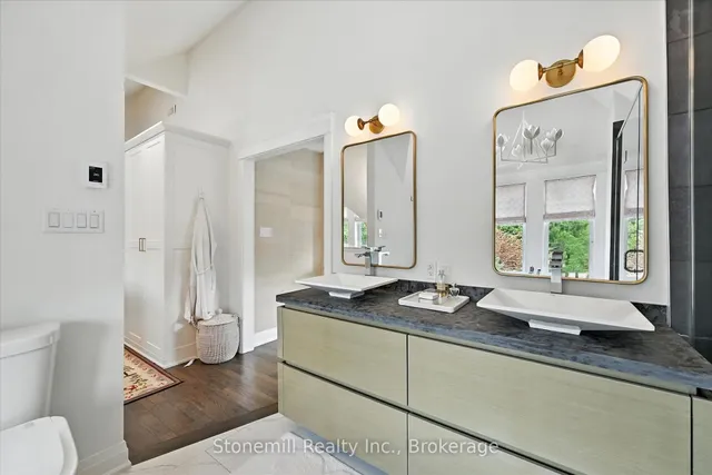 Additional image 31 of 735 George St