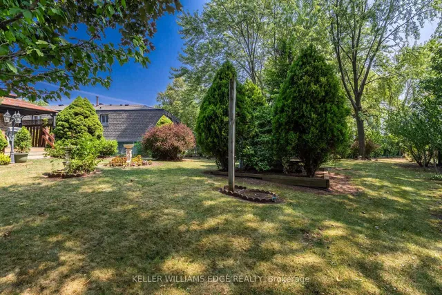 Additional image 43 of 618 Empress Cres