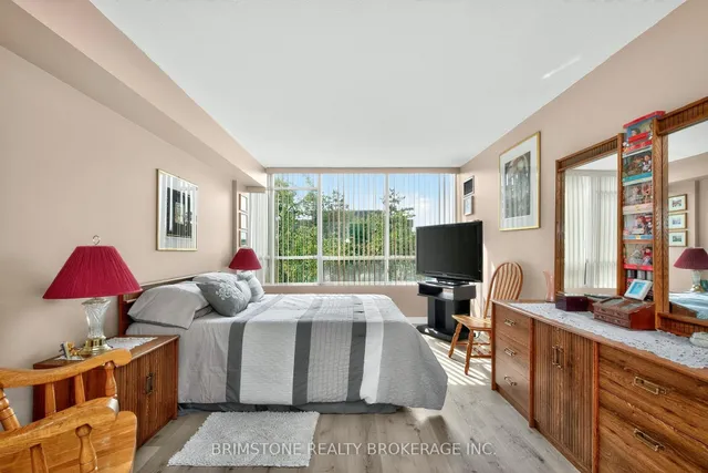 Additional image 32 of 26 Hanover Rd Unit 202