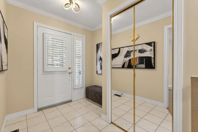 Additional image 4 of 810 Golf Links Rd Unit 2