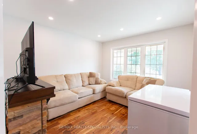 Additional image 6 of 929 Philbrook Dr