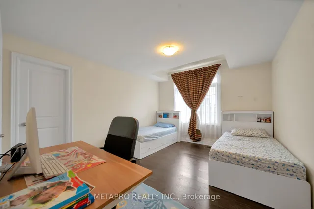 Additional image 26 of 5 Blue Silo Way