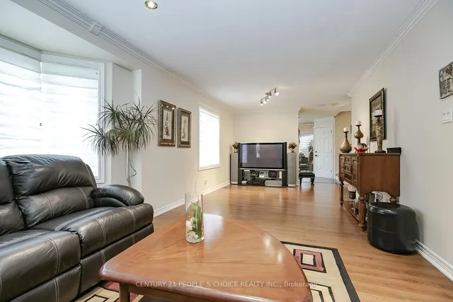 Additional image 9 of 1 LAKE LOUISE Dr