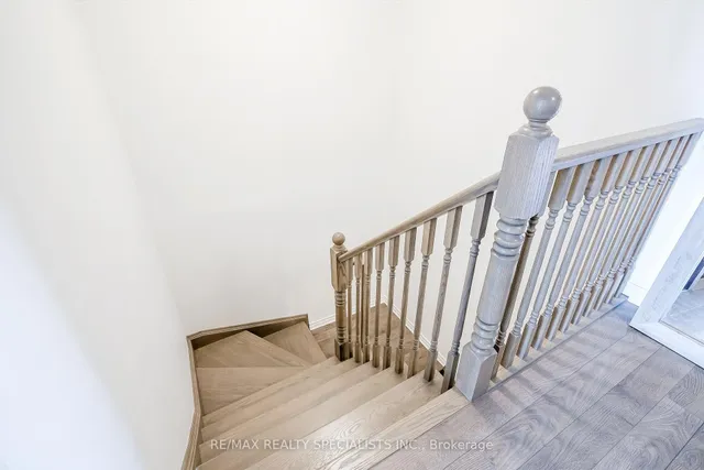 Additional image 24 of 150 Oak Park Blvd Unit 513