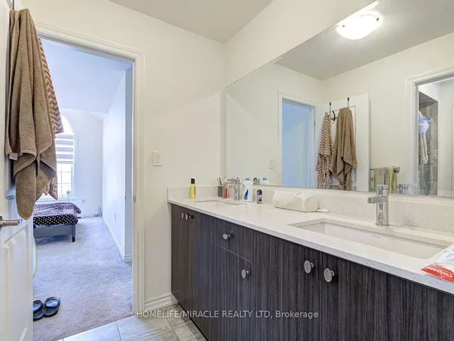 Additional image 27 of 8 Jenwood Cres