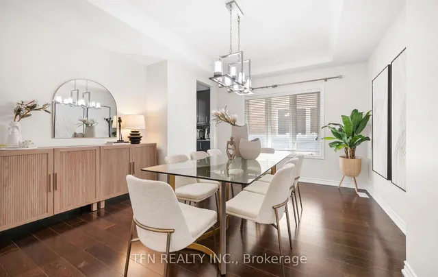 Additional image 8 of 46 Lola Cres