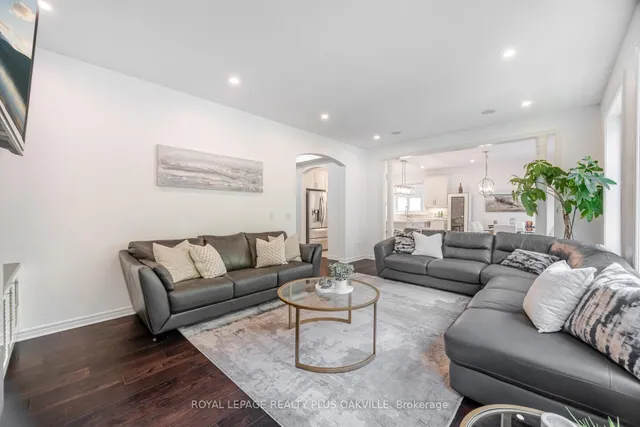 Additional image 12 of 64 Sutherland Cres