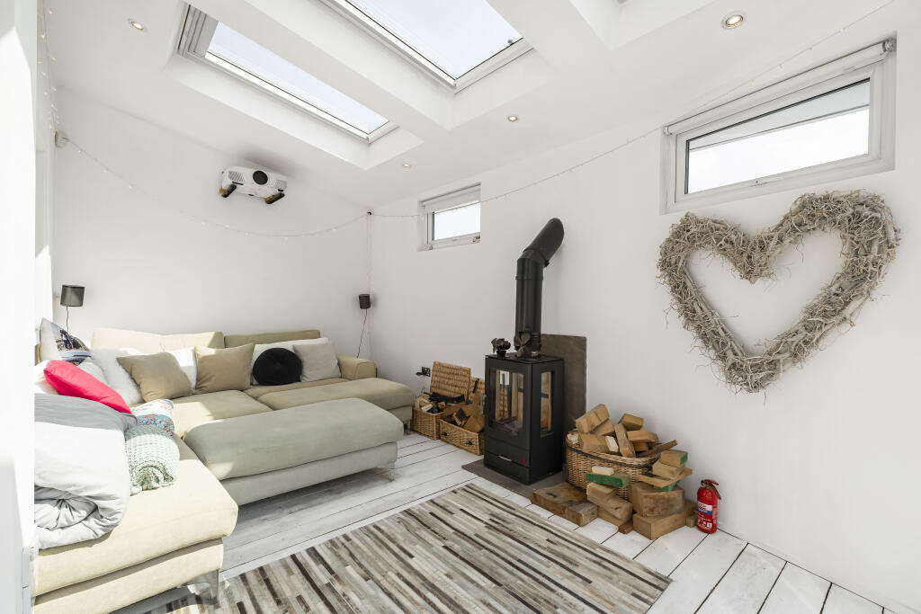 Additional image 17 of Norman Road, Welwyn, AL6