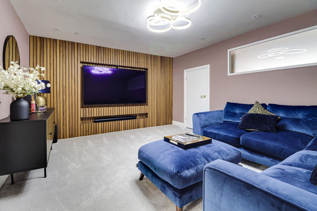 Additional image 5 of Boyes Crescent, Napsbury Park, St. Albans, AL2