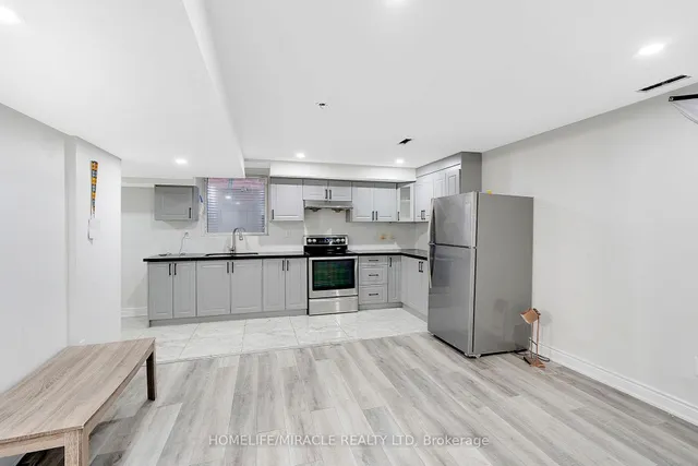 Additional image 23 of 69 Mincing Tr