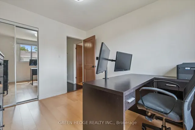 Additional image 23 of 220 Baronwood Crt