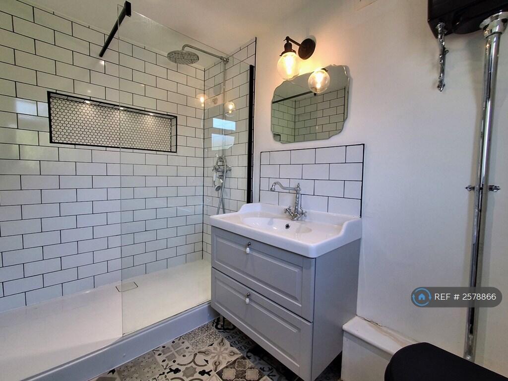 Additional image 11 of Colindale Avenue, St. Albans, AL1