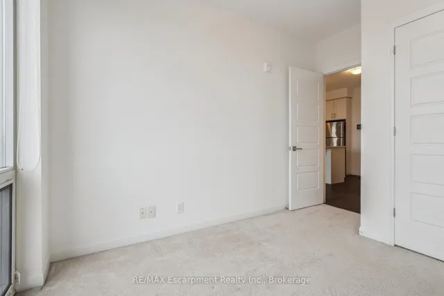 Additional image 26 of 3028 CREEKSHORE COMMON Unit 309