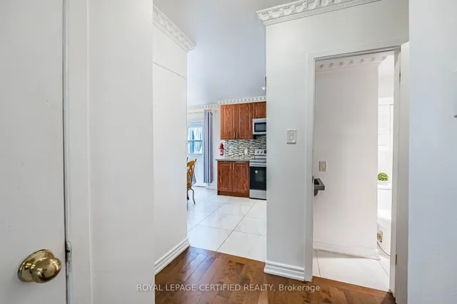 Additional image 18 of 125 Mcmurchy Ave