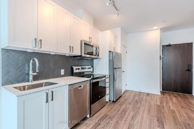 Additional image 5 of 2782 Barton St Unit 814