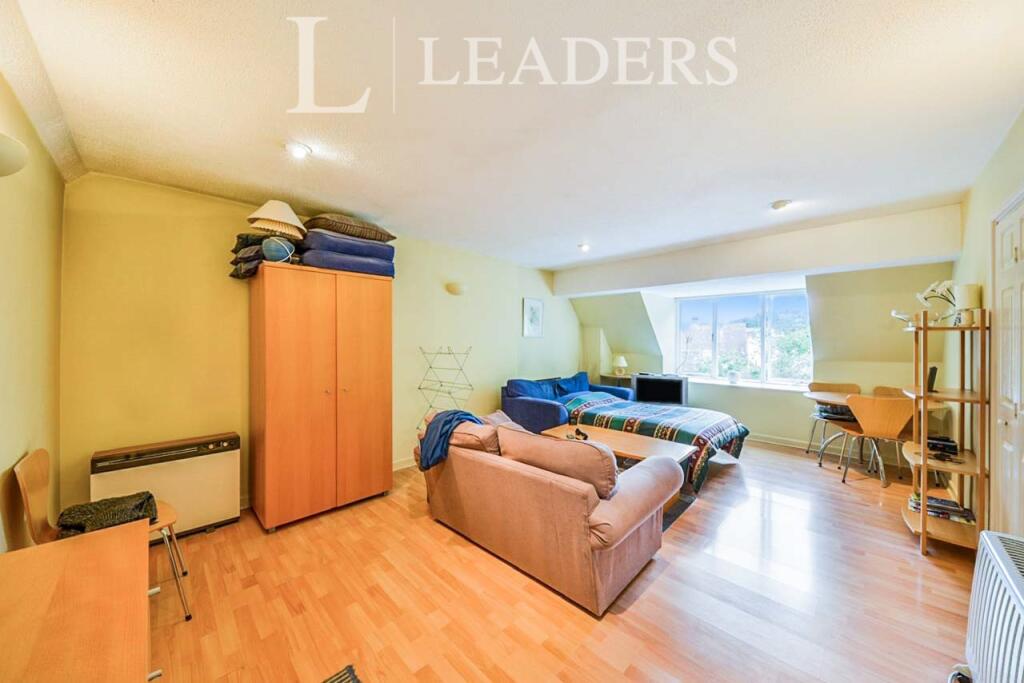 Additional image 2 of Christchurch Close