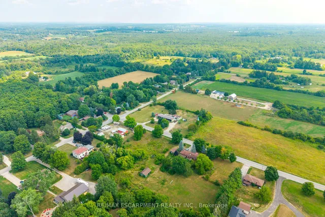 Additional image 38 of 1090 Brock Rd